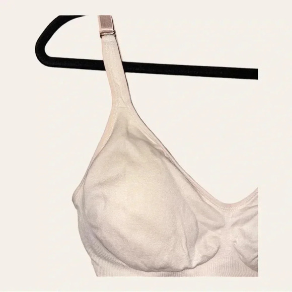 Nwt WOMEN’S SOFRA PADDED STRETCHY BRA WIRELESS - Picture 2 of 6